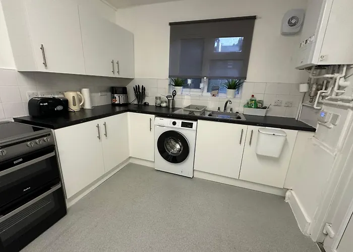 Affordable Comfort In Surrey Quays